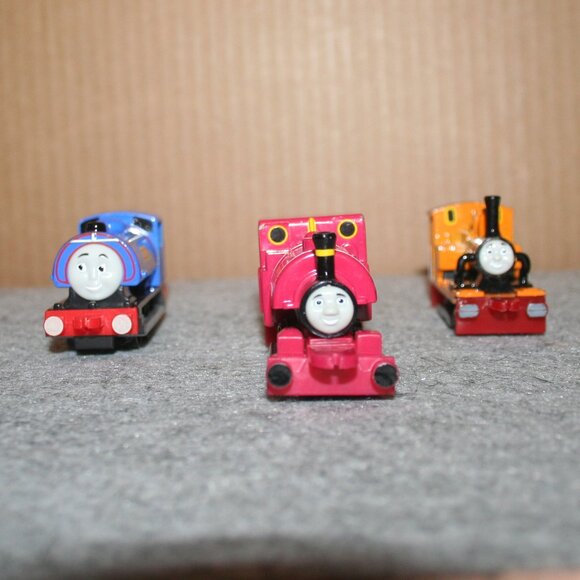 Vtg. (3) Thomas Tank Engine & Friends Diecast Magnetic Trains Ertl Lot 2 1990's - Picture 5 of 9